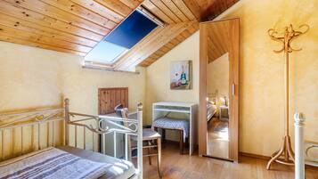 2 bedrooms, free WiFi, bed sheets