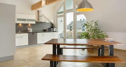 Apartment 'Christine' with Balcony and Wi-Fi