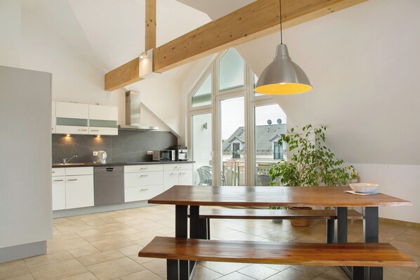 Dining - Apartment 'Christine' with Balcony and Wi-Fi (Eitting)