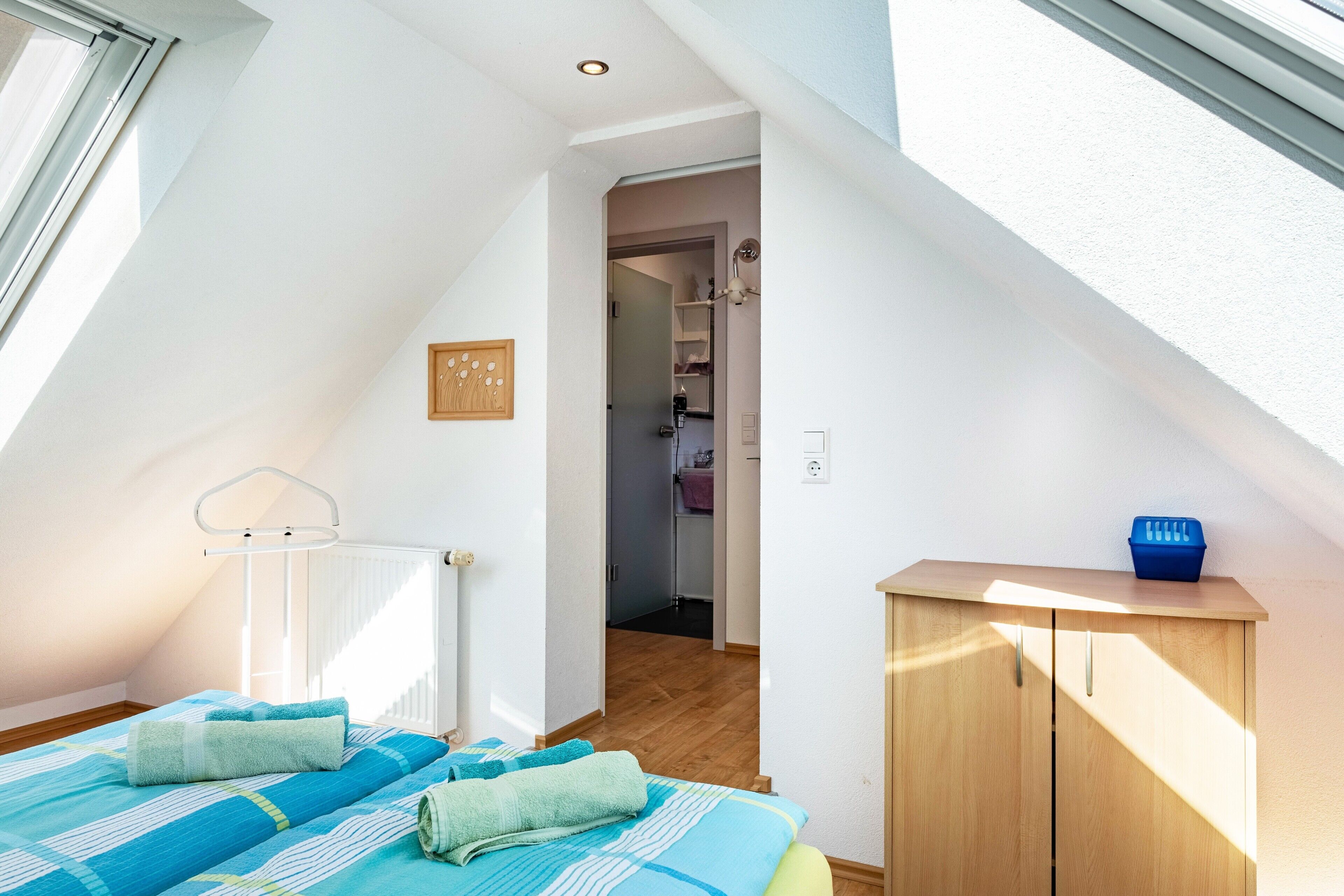 1 camera, ferro/asse da stiro, Wi-Fi gratuito, lenzuola