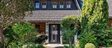 تفاصيل الفندق من الخارج