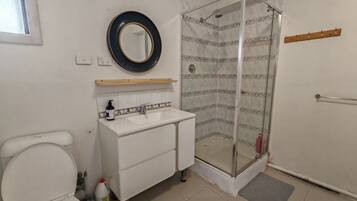 Hair dryer, towels, soap, toilet paper