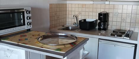 Microwave, oven, stovetop