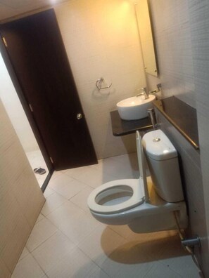 Bathroom - Hotel VIP Regency (Dhanbad)