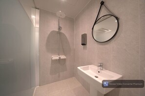 Kamar Double Standar | Tempat tidur Select Comfort, Wi-Fi gratis, dan seprai linen
