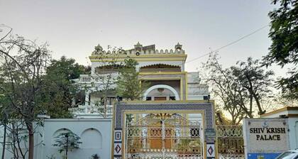Rates are per rooms with roof top private pool.kitchen also provided.