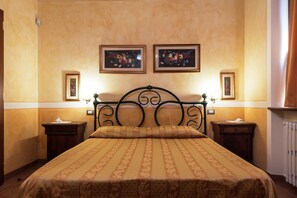 2 bedrooms, iron/ironing board, travel crib, free WiFi - Beautiful apartment for 4 people with pool, A/C, WIFI (Santa Maria)