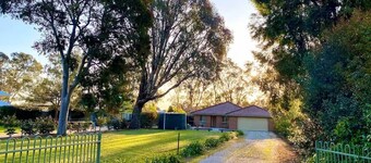 Waterfront 4 Bedroom Home with Rumpus Room