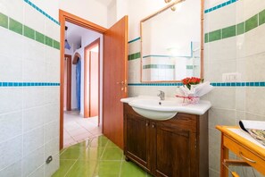 Een douche, een haardroger