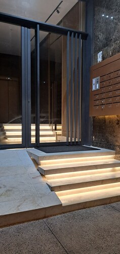 Chic Comfort Apartment - Rabat Center - Free Parking & AirC & Internet