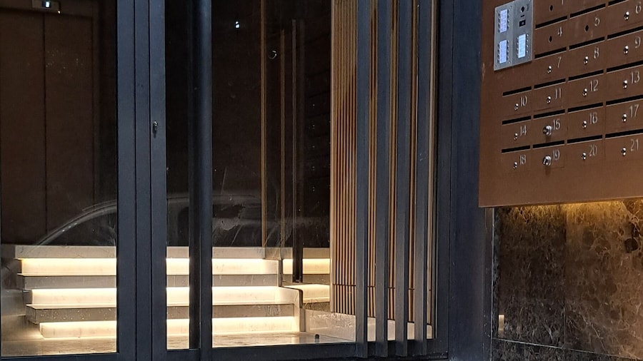 Chic Comfort Apartment - Rabat Center - Free Parking & AirC & Internet