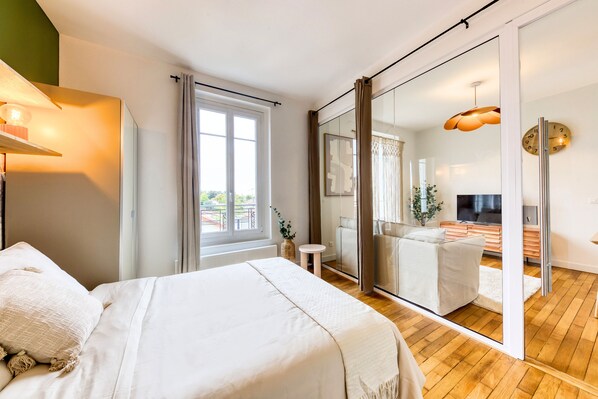 1 bedroom, iron/ironing board, travel crib, free WiFi