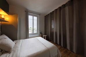 1 bedroom, iron/ironing board, travel crib, free WiFi