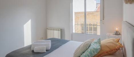 2 chambres, fer et planche à repasser, Wi-Fi gratuit