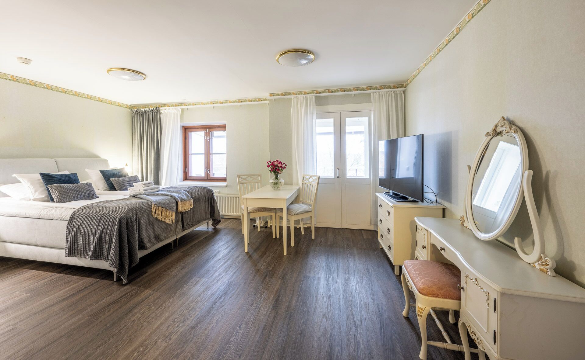 Comfort Double or Twin Room, Garden View | In-room safe, desk, laptop workspace, iron/ironing board