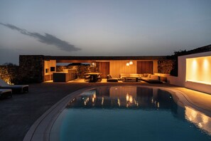 Piscine extérieure, piscine chauffée