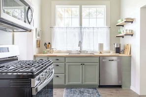 Fridge, microwave, oven, dishwasher