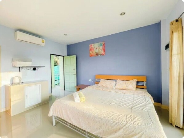 1 chambre, fer et planche à repasser, Wi-Fi, literie fournie