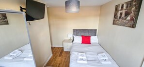 1 bedroom, iron/ironing board, free WiFi, bed sheets