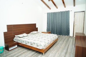 Deluxe Double Room, Garden View - Badrika Farm's (Huzur)