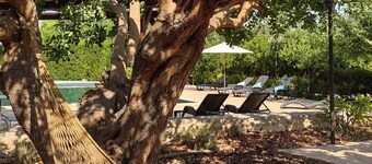 Near the sea, in a typical farmhouse surrounded by orange trees with pool, BBQ.