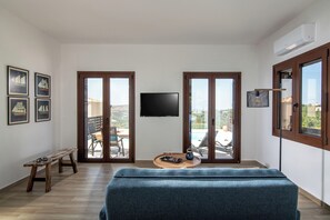 Superior Villa, Sea View | Living area | Flat-screen TV - Villa Plyto Amazing views Heated pool (Hersonissos)