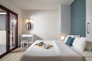 Villa superior, vistas al mar | 1 dormitorio, sistema de insonorización, tabla de planchar con plancha