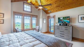 3 quartos, ferros/tábuas de passar roupa, acesso à internet