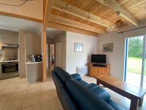 TV - Villa near forest and beach in La Tranche-sur-Mer (La Tranche-sur-Mer)