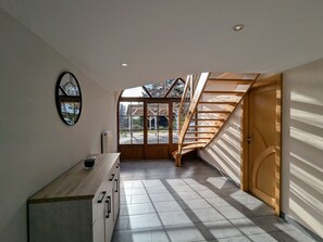 Interior - Character cottage for 10, valley view, near skiing (Fraize)