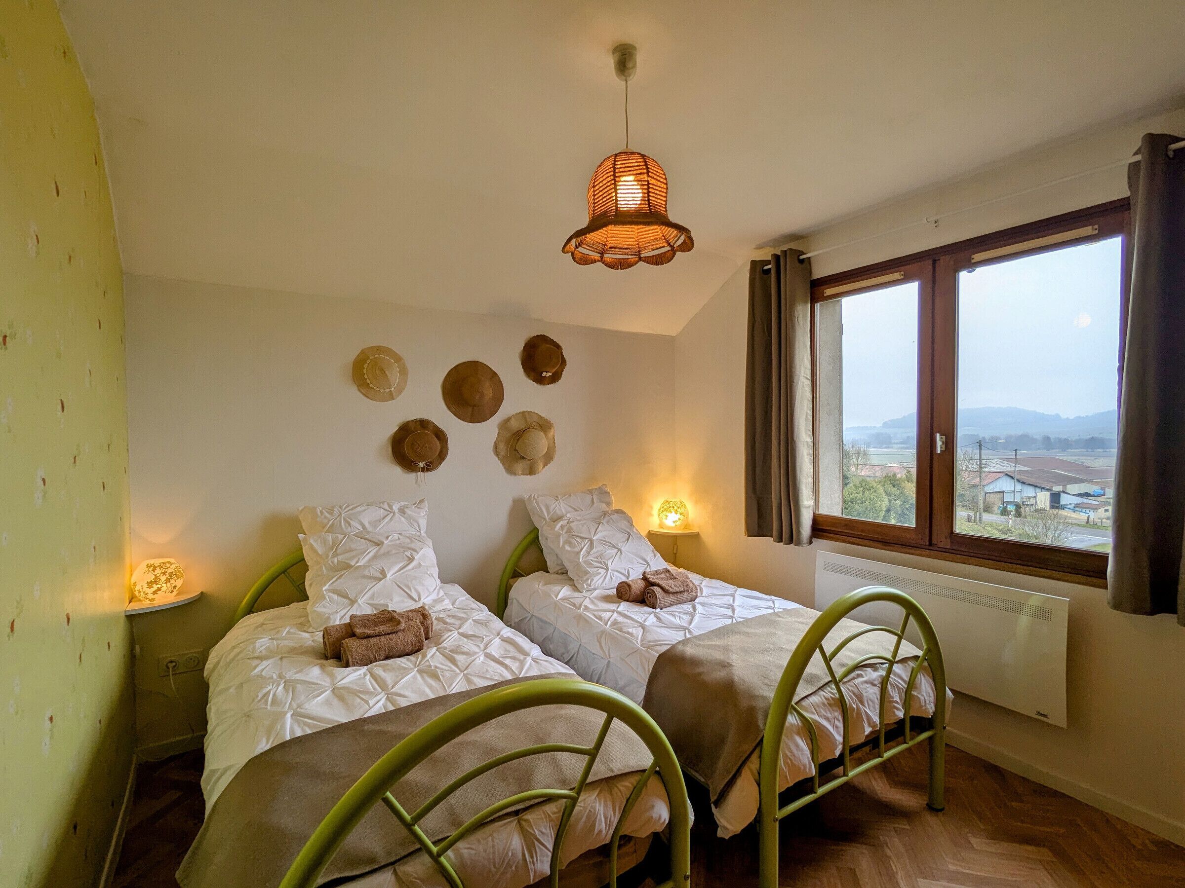 4 habitaciones, wifi gratis y ropa de cama 