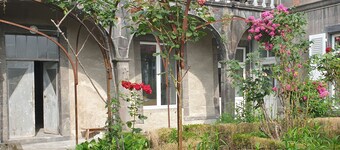 Charm & comfort: L'Abbaye 1688