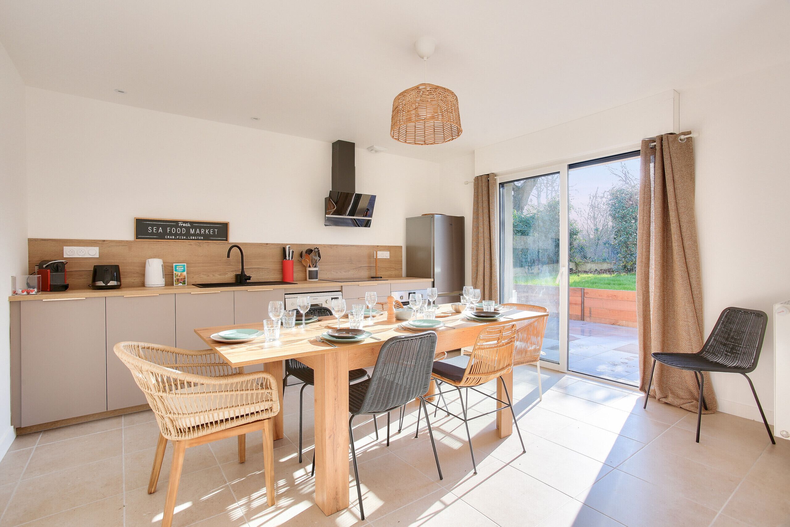 Réfrigérateur, micro-ondes, four, lave-vaisselle