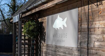 Iris Lodge - sleeps 4 guests in 2 bedrooms
