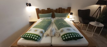 Zugspitz - Apartment on the edge of the forest. Near the ski slope