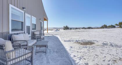 Mtn-view Hideaway w/ Wood Stove in Pueblo!