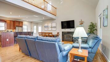 House (4 Bedrooms) | Interior