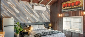 Private Deck & Views: Frazier Mountain Cabin