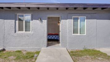 Apartment (0 Bedroom) | Interior