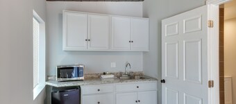 6 Mi to Frazier Mountain: Cozy Studio Retreat