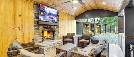 House (3 Bedrooms) | Front of property