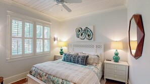 4 soverom, strykejern/-brett, wi-fi (inkludert) og sengetøy