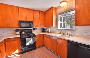 Cabin, Multiple Beds, Patio, Mountain View (Charming Cherokee Cabin) | Private kitchen