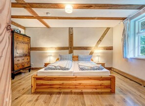 3 soveværelser, skrivebord, weekendseng, gratis Wi-Fi