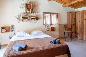 3 bedrooms, WiFi, bed sheets