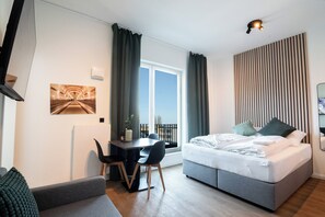 Estudio Confort, patio | Escritorio y wifi gratis 