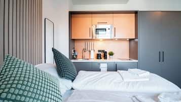 1 bedroom, desk, free WiFi