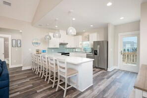 House, 4 Bedrooms | Private kitchen | Fridge, coffee/tea maker, toaster