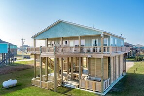 House, 4 Bedrooms | Exterior