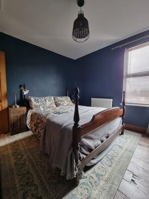 House | 2 bedrooms, free WiFi, bed sheets